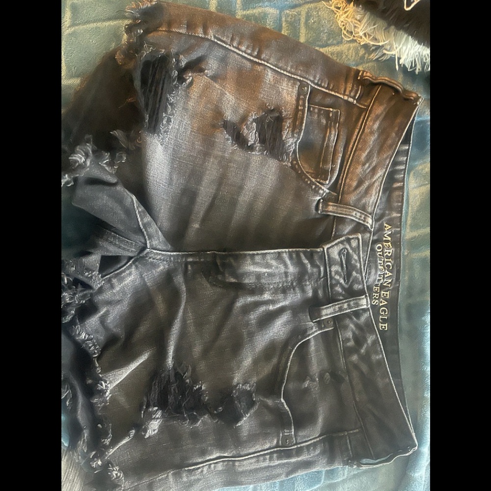 American Eagle black Wash Shorts so.w 8